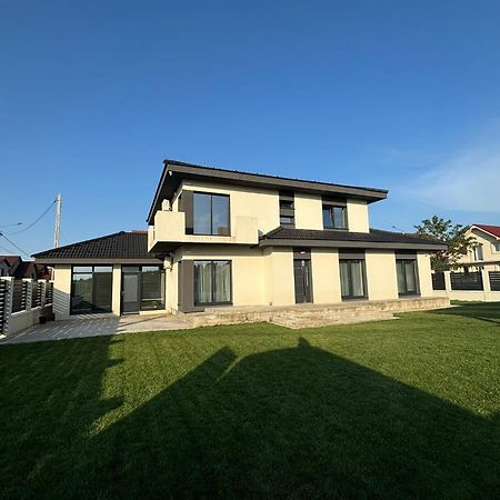 Casira Guesthouse Sînmartin Eksteriør bilde