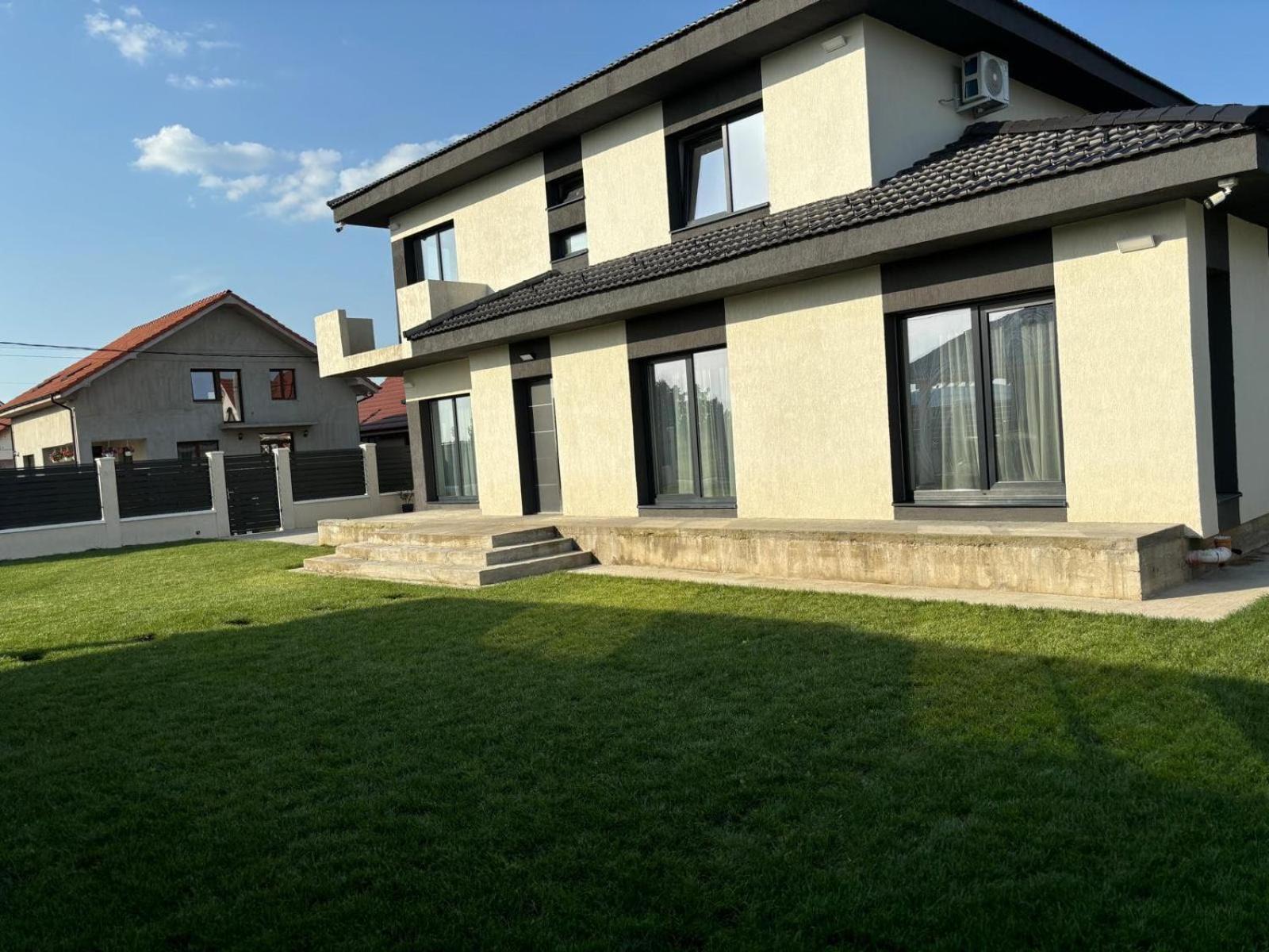 Casira Guesthouse Sînmartin Eksteriør bilde