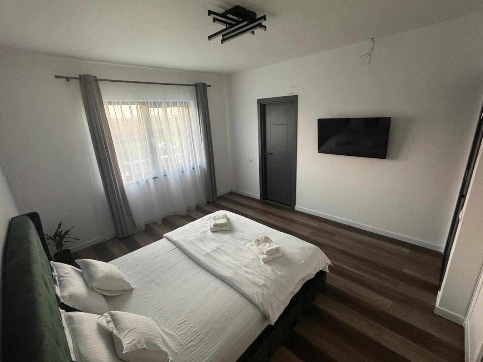 Casira Guesthouse Sînmartin Eksteriør bilde